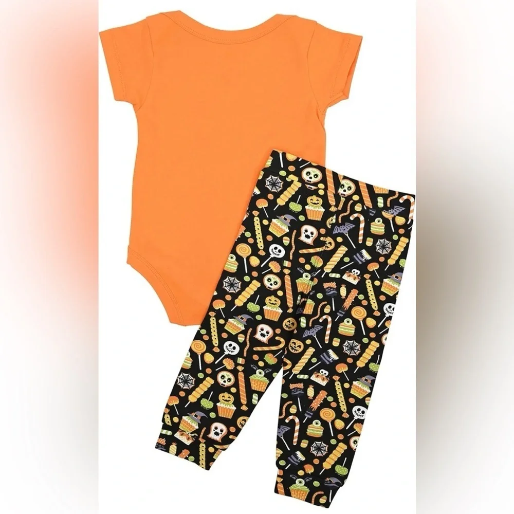 Baby Unisex 2 Piece Embroider Haunt It Layette Halloween Outfit